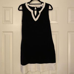 Women’s New York & Company black/white notched neck A-line dress size M